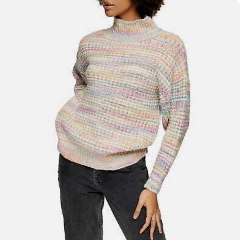 🔥🔥CLEARANCE🔥🔥 Topshop Turtleneck Sweater. Size 8-10 Fits like a X-Large